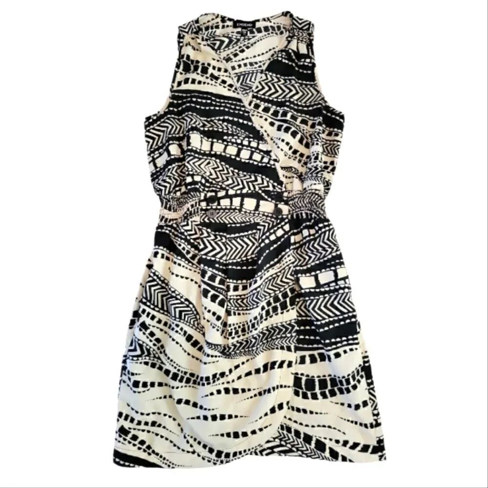 EC BEBE PATERN BORDER MOTIF WRAP DRESS W/POCKETS SZ.XS
